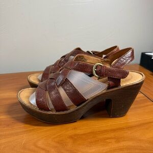 Born Crevalle Brown Leather Sandal Slingback Adjustable Heel Strappy W10